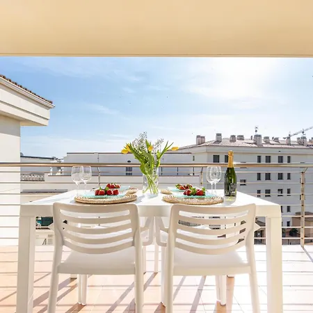 Milenial Immo Duplex Con Piscina A Un Paso Del Mar Apartment Roses